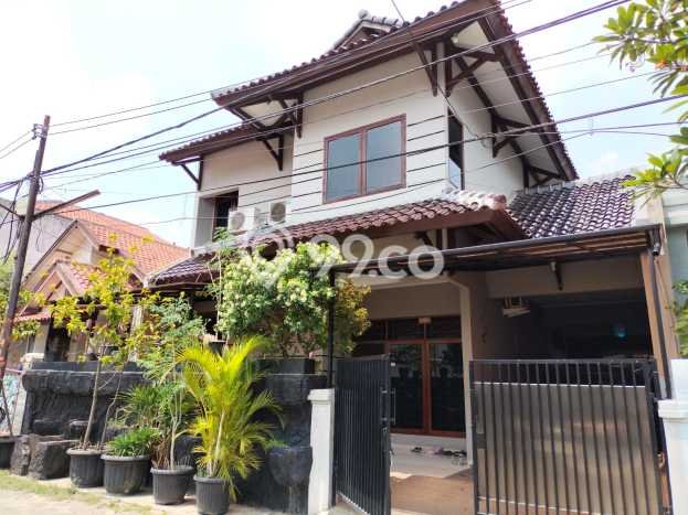Hunian Cantik Modern Lb 300m2 di Karang Tengah, Tangerang Hunian Cantik Modern Lb 300m2 di Karang Tengah, Tangerang