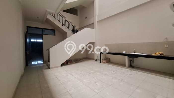 FOR RENT! Ruko di Otista Cocok untuk Bisnis 370m2 FOR RENT! Ruko di Otista Cocok untuk Bisnis 370m2