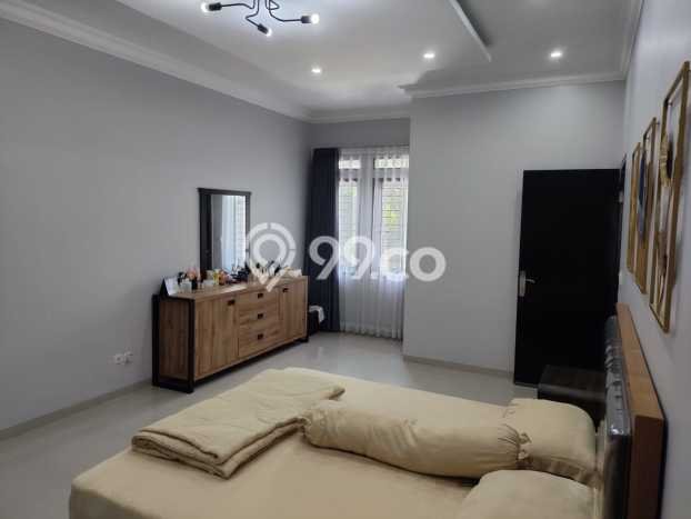 Jual Rumah Mewah Elegan Dengan View Cantik di Setiabudi, Bandung Jual Rumah Mewah Elegan Dengan View Cantik di Setiabudi, Bandung
