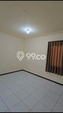 Disewakan Rumah Murah di Kopo Bandung dengan 4 Kamar Tidur Disewakan Rumah Murah di Kopo Bandung dengan 4 Kamar Tidur