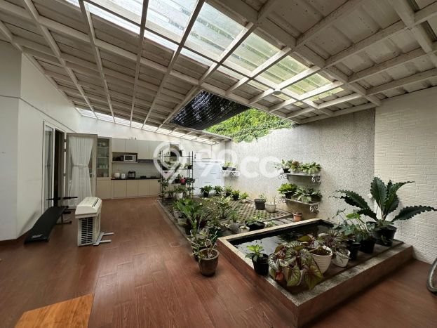 Jual Rumah Mewah Megah Dengan View Eksklusif di Cigadung, Bandung Jual Rumah Mewah Megah Dengan View Eksklusif di Cigadung, Bandung