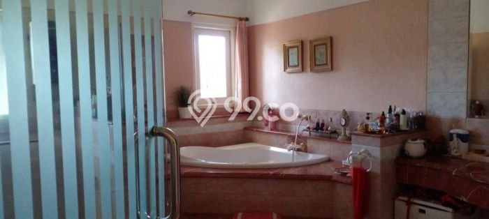 Siap Huni Hunian Elit 9 Kamar di Lembang Dekat ke Mana Saja Siap Huni Hunian Elit 9 Kamar di Lembang Dekat ke Mana Saja