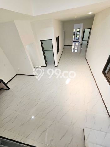 Rumah Strategis Minimalis Lb 150m2 di Babakan Ciparay, Bandung Rumah Strategis Minimalis Lb 150m2 di Babakan Ciparay, Bandung