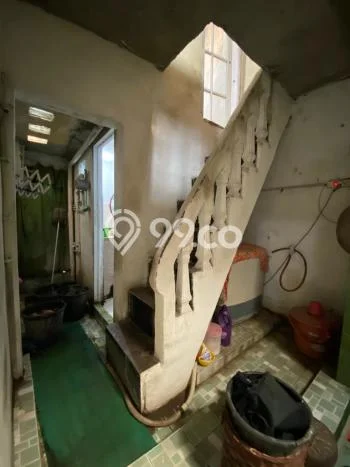 Jual Rumah Strategis Bagus Punya 2 KT di Tebet Jakarta Selatan - Jual Rumah Strategis Bagus Punya 2 KT di Tebet Jakarta Selatan -