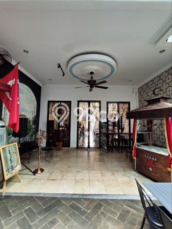 Ready to Use! Premium House LT 365m2 Desain Elegan di Rawamangun Ready to Use! Premium House LT 365m2 Desain Elegan di Rawamangun