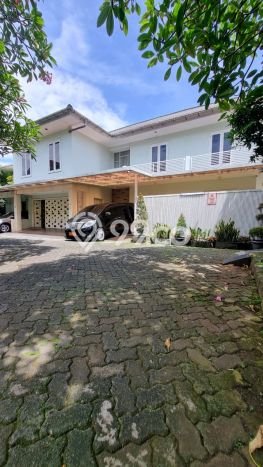 Siap Huni Hunian Elit 5 Kamar di Cilandak Dekat ke Mana Saja Siap Huni Hunian Elit 5 Kamar di Cilandak Dekat ke Mana Saja