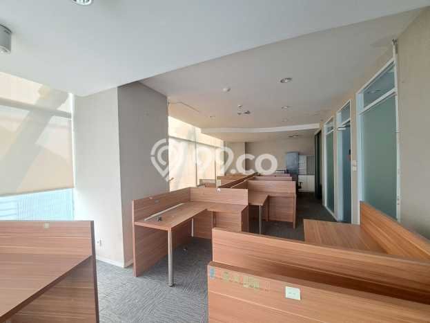 Kantor untuk Disewa di Pusat Jakarta Selatan Luas Bangunan 658m2 Kantor untuk Disewa di Pusat Jakarta Selatan Luas Bangunan 658m2