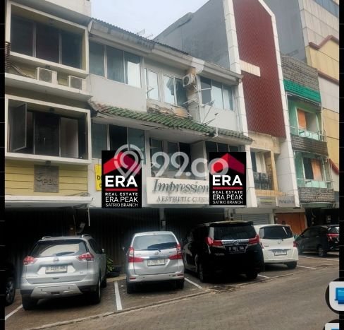 Unit Ruko Dijual di Jakarta Selatan LT 136m2 & LB 433m2 Unit Ruko Dijual di Jakarta Selatan LT 136m2 & LB 433m2