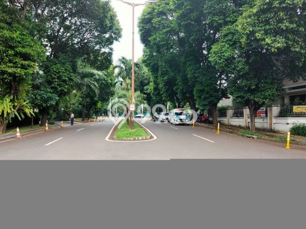Komersial Dijual di Jakarta Selatan LT 940m2 & LB 700m2 Lokasi Terbaik! Komersial Dijual di Jakarta Selatan LT 940m2 & LB 700m2 Lokasi Terbaik!