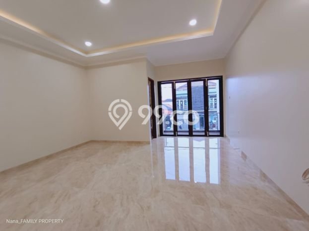 Siap Huni Rumah Mewah 5 Kamar di Pesanggrahan Dekat ke Mana Pun Siap Huni Rumah Mewah 5 Kamar di Pesanggrahan Dekat ke Mana Pun