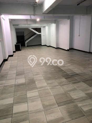Area Ramai! Ruko Dijual di Kebayoran Baru untuk Bisnis Luas Bangunan 380m2 Area Ramai! Ruko Dijual di Kebayoran Baru untuk Bisnis Luas Bangunan 380m2