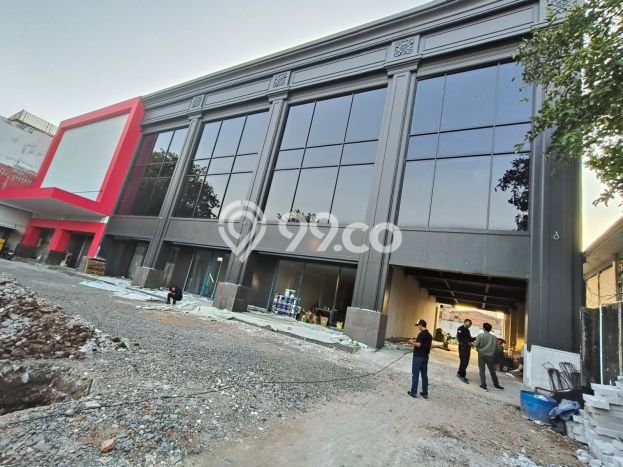 Ruko Area Strategis Kawasan , Luas 450m2m², For Rent Ruko Area Strategis Kawasan , Luas 450m2m², For Rent