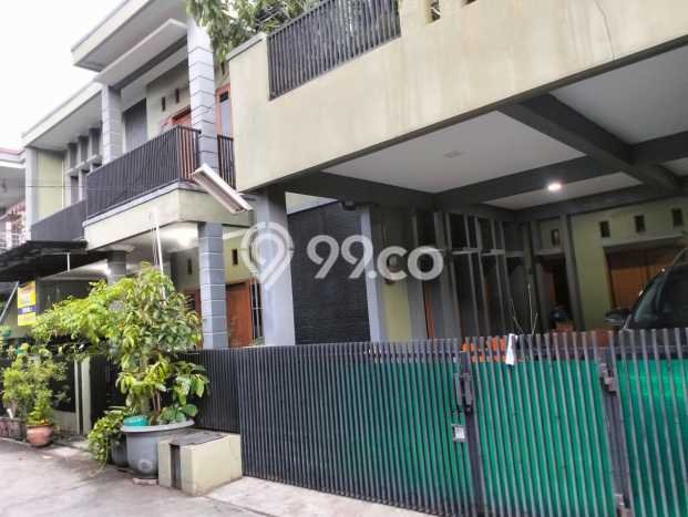 Rumah Strategis Modern Lb 300m2 di Bekasi Timur, Bekasi Rumah Strategis Modern Lb 300m2 di Bekasi Timur, Bekasi