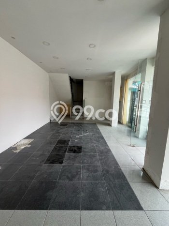 Unit Ruko Dijual di Jakarta Selatan LT 333m2 & LB 226m2 Unit Ruko Dijual di Jakarta Selatan LT 333m2 & LB 226m2