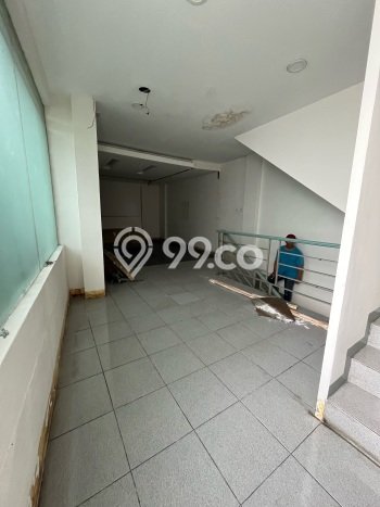 Unit Ruko Dijual di Jakarta Selatan LT 333m2 & LB 226m2 Unit Ruko Dijual di Jakarta Selatan LT 333m2 & LB 226m2