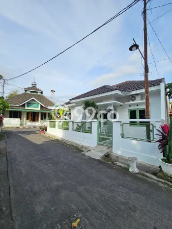 Rumah Modern Minimalis 3 Kamar Siap Huni di Depok Rumah Modern Minimalis 3 Kamar Siap Huni di Depok