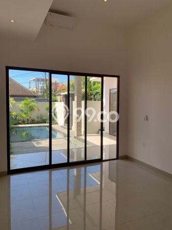 Available Vila untuk Rent di , Area 0m2m², Akses ke Fasilitas Umum Available Vila untuk Rent di , Area 0m2m², Akses ke Fasilitas Umum