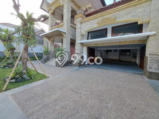 Rumah Elit Modern Tanpa Renovasi di Renon Denpasar Rumah Elit Modern Tanpa Renovasi di Renon Denpasar