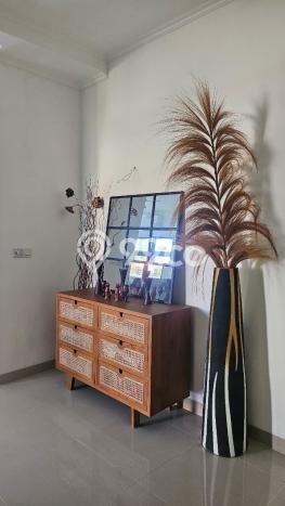 Vila di , Dimensi 240m2m², Dekat dengan transportasi umum Vila di , Dimensi 240m2m², Dekat dengan transportasi umum