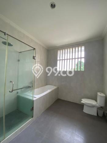 DIJUAL! Vila Kawasan , Luas 185m2m², Posisi Strategis DIJUAL! Vila Kawasan , Luas 185m2m², Posisi Strategis