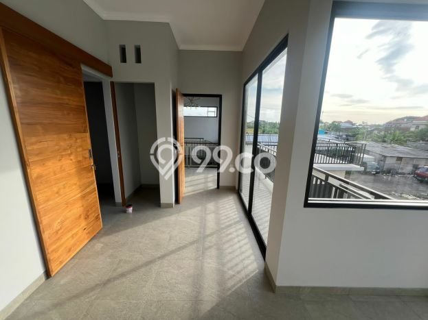 Rumah Elit LB 280m2 Siap Huni Desain Elegan di Mahendradata, Denpasar Rumah Elit LB 280m2 Siap Huni Desain Elegan di Mahendradata, Denpasar