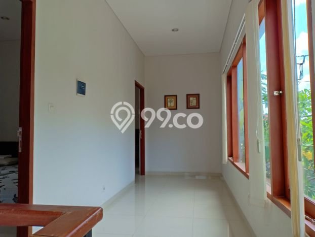 Disewakan Rumah Murah di Kerobokan Badung Punya 4 KT Disewakan Rumah Murah di Kerobokan Badung Punya 4 KT