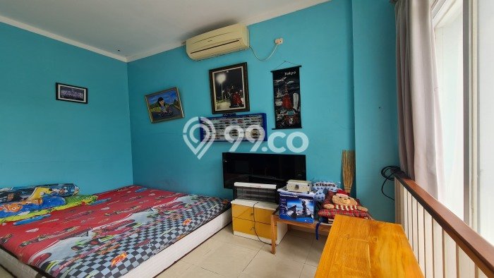 Rumah Mewah LB 200m2 Siap Pakai Desain Elegan di Bintaro, Tangerang Selatan Rumah Mewah LB 200m2 Siap Pakai Desain Elegan di Bintaro, Tangerang Selatan