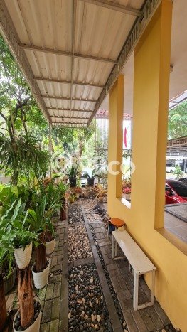 Rumah Mewah LB 200m2 Siap Pakai Desain Elegan di Bintaro, Tangerang Selatan Rumah Mewah LB 200m2 Siap Pakai Desain Elegan di Bintaro, Tangerang Selatan