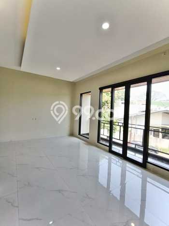 Hot Offer Hunian Premium Ideal dan Luas di BSD, Tangerang Selatan Hot Offer Hunian Premium Ideal dan Luas di BSD, Tangerang Selatan