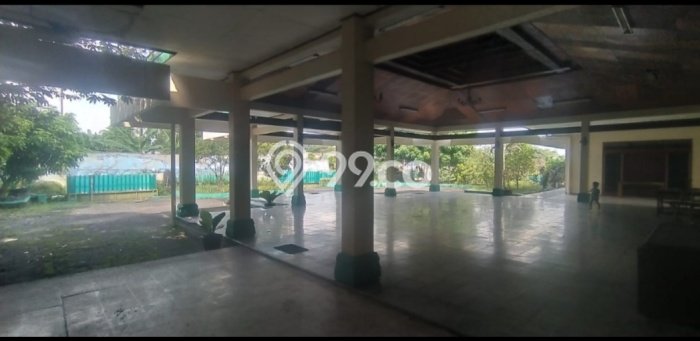 For Sale Rumah Elit Exclusive di Jebres, Surakarta For Sale Rumah Elit Exclusive di Jebres, Surakarta