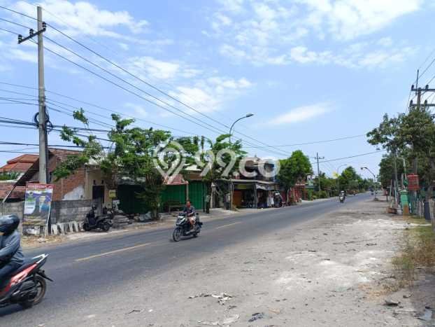 Pabrik disewakan di Driyorejo Gresik dengan luas bangunan 1586m2 Pabrik disewakan di Driyorejo Gresik dengan luas bangunan 1586m2