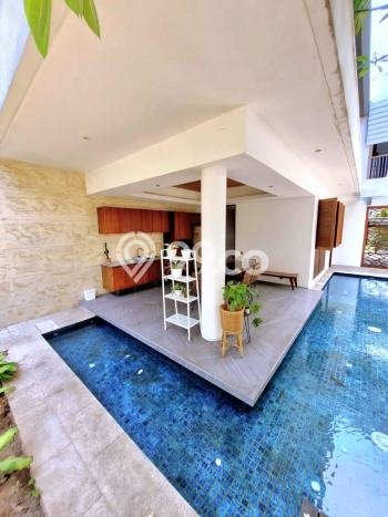 Dijual Rumah Mewah Elegan Dengan View Cantik di Pakuwon CIty, Surabaya Dijual Rumah Mewah Elegan Dengan View Cantik di Pakuwon CIty, Surabaya