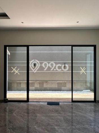 Jual Rumah Luas Elegan Dengan View Cantik di Graha, Surabaya Jual Rumah Luas Elegan Dengan View Cantik di Graha, Surabaya
