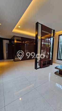 Rumah Luxury Modern Siap Huni di Citraland Surabaya Rumah Luxury Modern Siap Huni di Citraland Surabaya