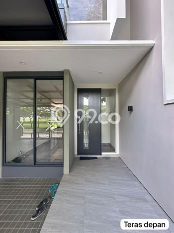 Jual Rumah Luas Elegan Dengan View Cantik di Graha, Surabaya Jual Rumah Luas Elegan Dengan View Cantik di Graha, Surabaya