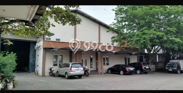 Gudang Bagus Dijual LB 3680m2 Lokasi Strategis Surabaya Area Cocok untuk Bisnis Gudang Bagus Dijual LB 3680m2 Lokasi Strategis Surabaya Area Cocok untuk Bisnis