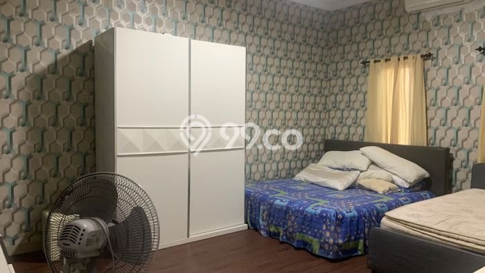 Rumah Strategis Modern Lb 200m2 di Cengkareng, Jakarta Barat Rumah Strategis Modern Lb 200m2 di Cengkareng, Jakarta Barat