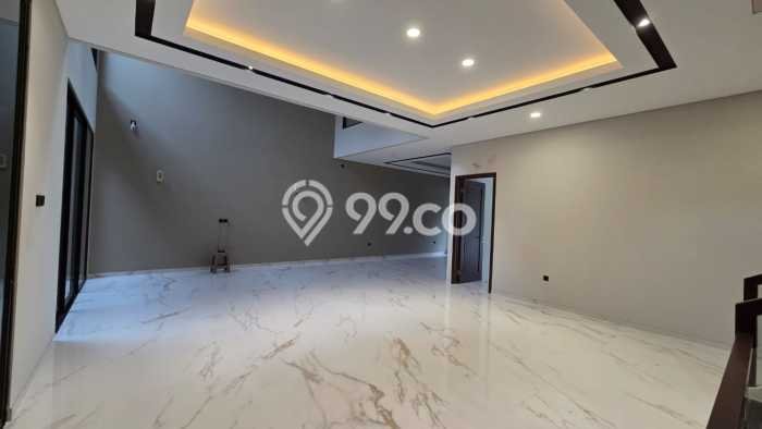 Hunian Mewah LB 620m2 Siap Pakai Desain Elegan di Citraland, Surabaya Hunian Mewah LB 620m2 Siap Pakai Desain Elegan di Citraland, Surabaya