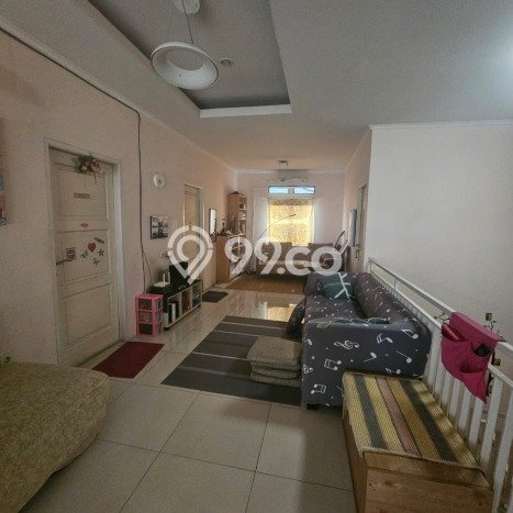 Hunian Mewah Dijual LT 160m2 di BSD, Tangerang Selatan Hunian Mewah Dijual LT 160m2 di BSD, Tangerang Selatan