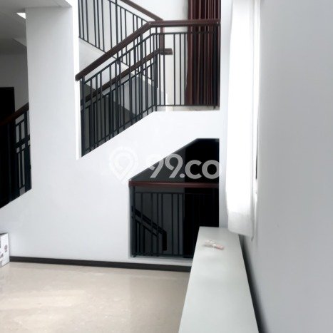 Hot Offer Hunian Premium Ideal dan Luas di BSD, Tangerang Selatan Hot Offer Hunian Premium Ideal dan Luas di BSD, Tangerang Selatan
