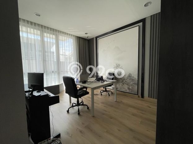 Rumah Elit Modern Tanpa Renovasi di Pantai Indah Kapuk Jakarta Utara Rumah Elit Modern Tanpa Renovasi di Pantai Indah Kapuk Jakarta Utara