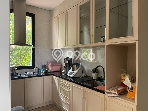 Rumah Elit Modern Tanpa Renovasi di Pantai Indah Kapuk Jakarta Utara Rumah Elit Modern Tanpa Renovasi di Pantai Indah Kapuk Jakarta Utara