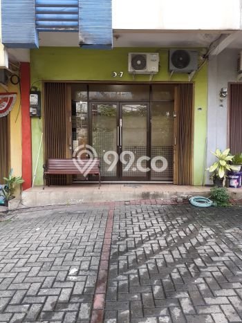 Ruko Bagus Dijual LB 180m2 Lokasi Strategis Jakarta Selatan Area Cocok untuk Berbisnis Ruko Bagus Dijual LB 180m2 Lokasi Strategis Jakarta Selatan Area Cocok untuk Berbisnis