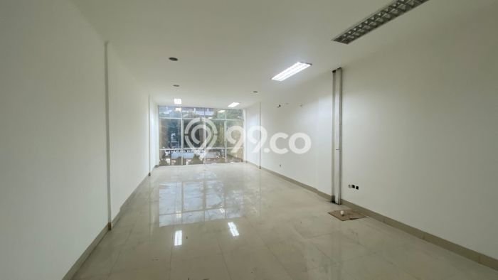 Ruko Paling Dicari LB 257m2 Dijual di Pasar Rebo Ruko Paling Dicari LB 257m2 Dijual di Pasar Rebo