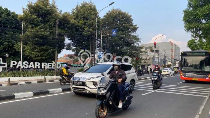 Disewakan Ruko komersial di Pasar Rebo luas bangunan 257m2 Disewakan Ruko komersial di Pasar Rebo luas bangunan 257m2