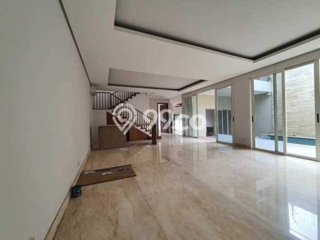 Hunian Modern dengan LT 350m2 & LB 600m2 Disewakan di Pondok Indah Hunian Modern dengan LT 350m2 & LB 600m2 Disewakan di Pondok Indah