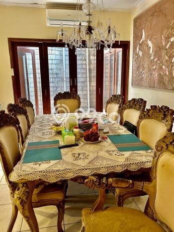 Rumah Elit Modern Tanpa Renovasi di Pondok Indah Jakarta Selatan Rumah Elit Modern Tanpa Renovasi di Pondok Indah Jakarta Selatan