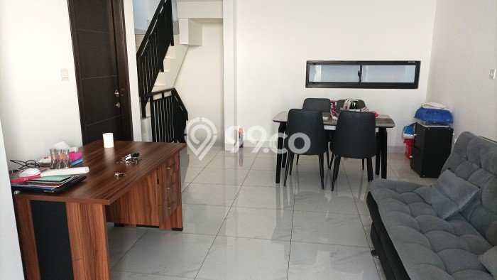 Disewakan! Rumah 3 Kamar Tidur &
3 Kamar Mandi di Golf Island, Jakarta Utara Disewakan! Rumah 3 Kamar Tidur &
3 Kamar Mandi di Golf Island, Jakarta Utara