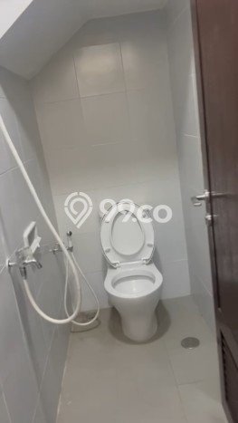 Jarang Ada! Rumah Sewa 2 Kamar Nyaman Siap Huni Pantai Indah Kapuk 2 Jarang Ada! Rumah Sewa 2 Kamar Nyaman Siap Huni Pantai Indah Kapuk 2