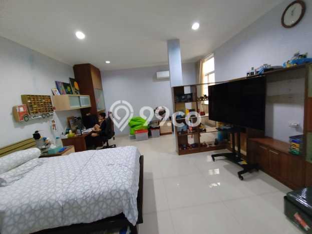 Jarang Ada! Rumah Sewa 4 Kamar Nyaman Siap Huni Pantai Indah Kapuk Jarang Ada! Rumah Sewa 4 Kamar Nyaman Siap Huni Pantai Indah Kapuk